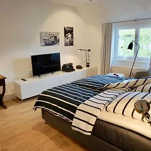 Apartment Schoenfelder, Dusseldorf