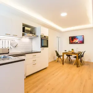 Apartment Centerapartments Marienstrasse, Dusseldorf